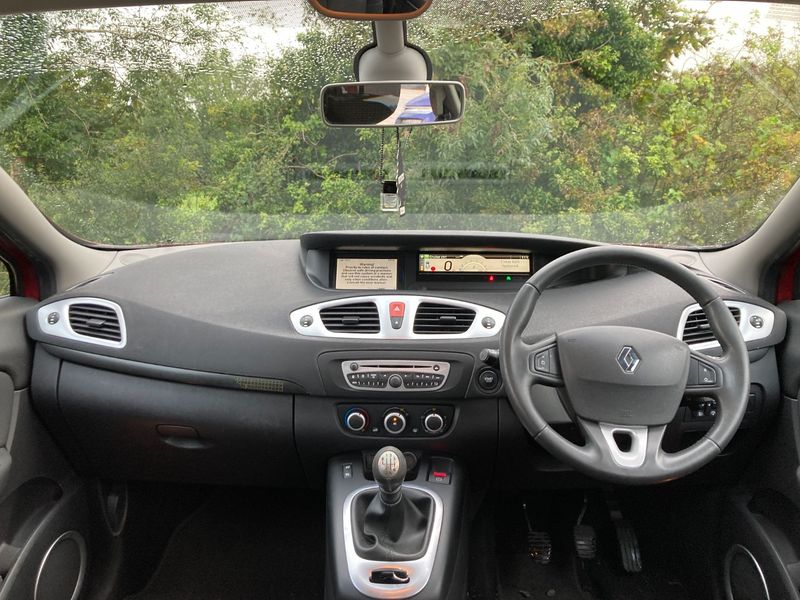 RENAULT SCENIC DYNAMIQUE TOMTOM 1.6 VVT 2010