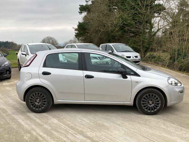 FIAT PUNTO 1.3 MULTIJET POP 5DR 2012